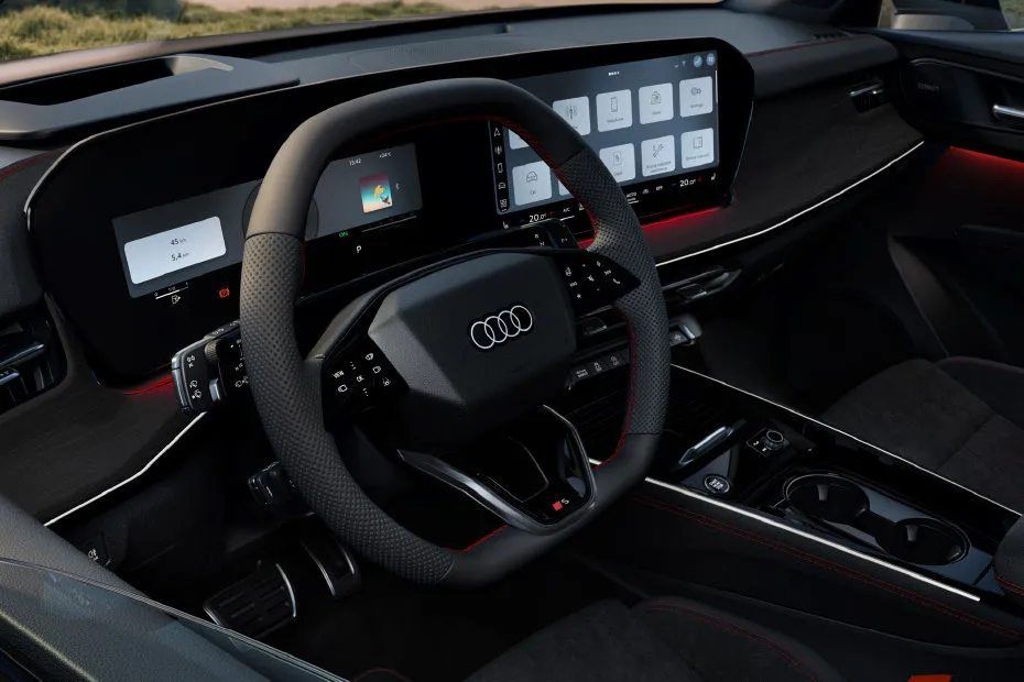 Audi Q3 Sportback 35 TFSI — תא הנוסעים