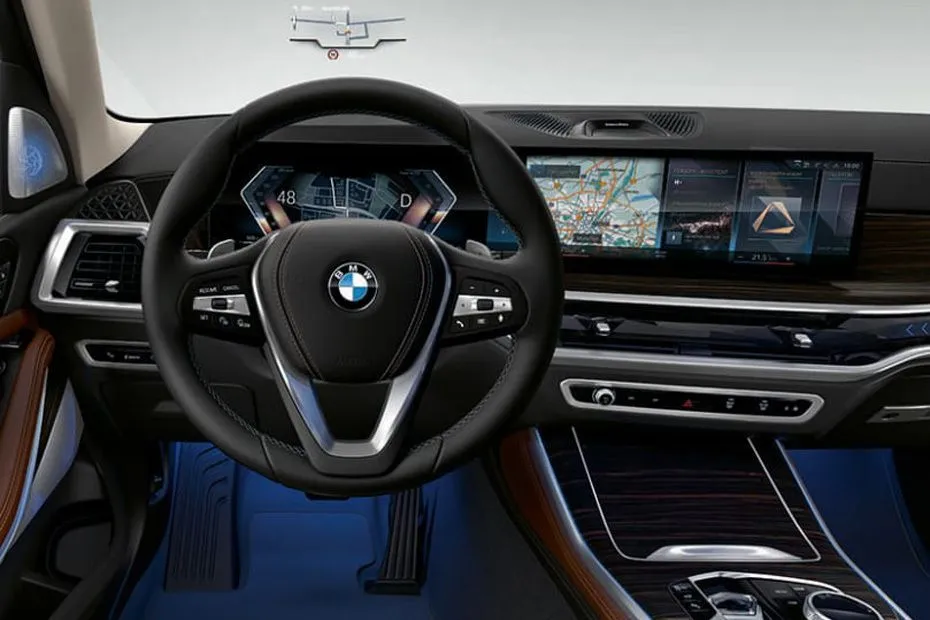 BMW X5 — תא הנוסעים