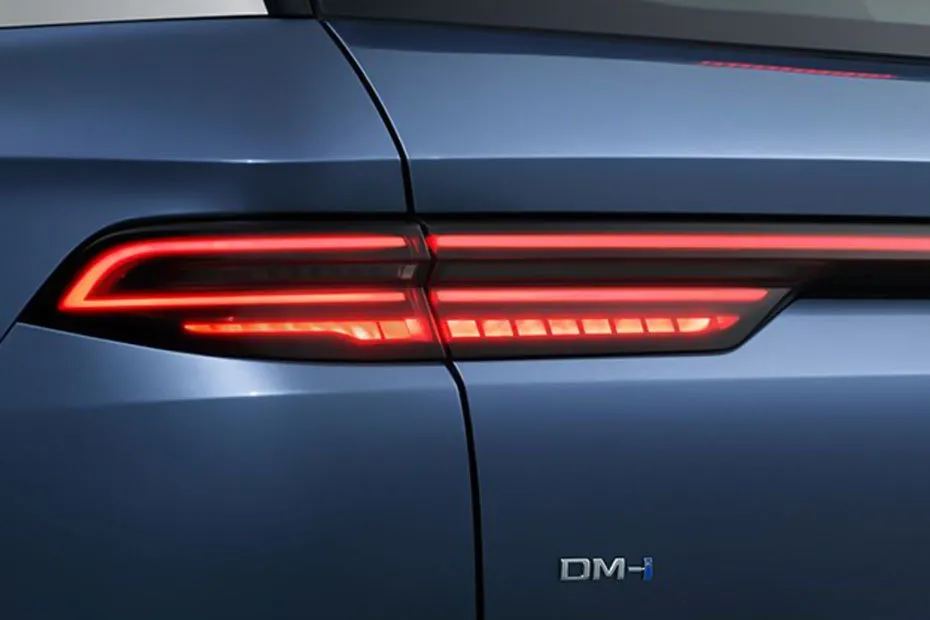 BYD Sealion 5