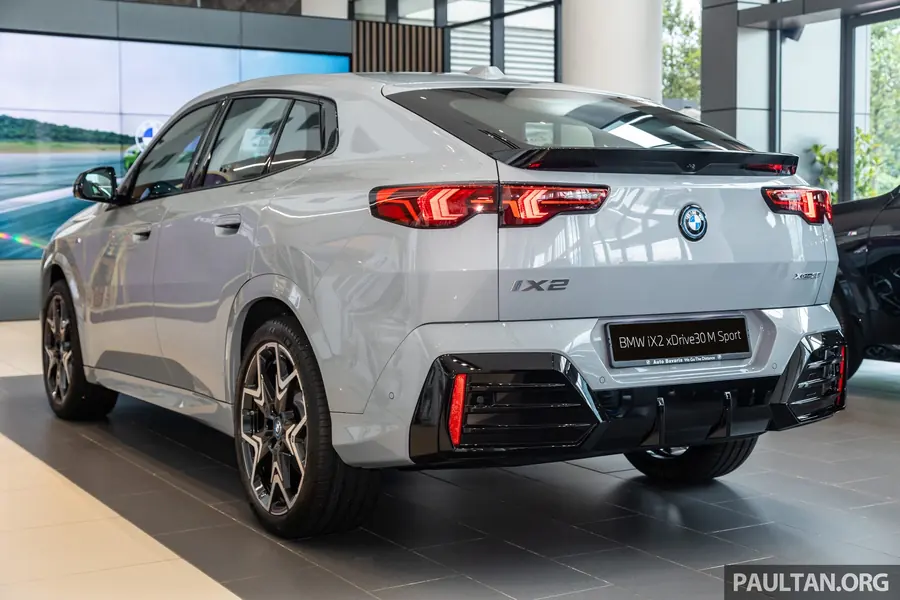 BMW iX2 — מבט חיצוני